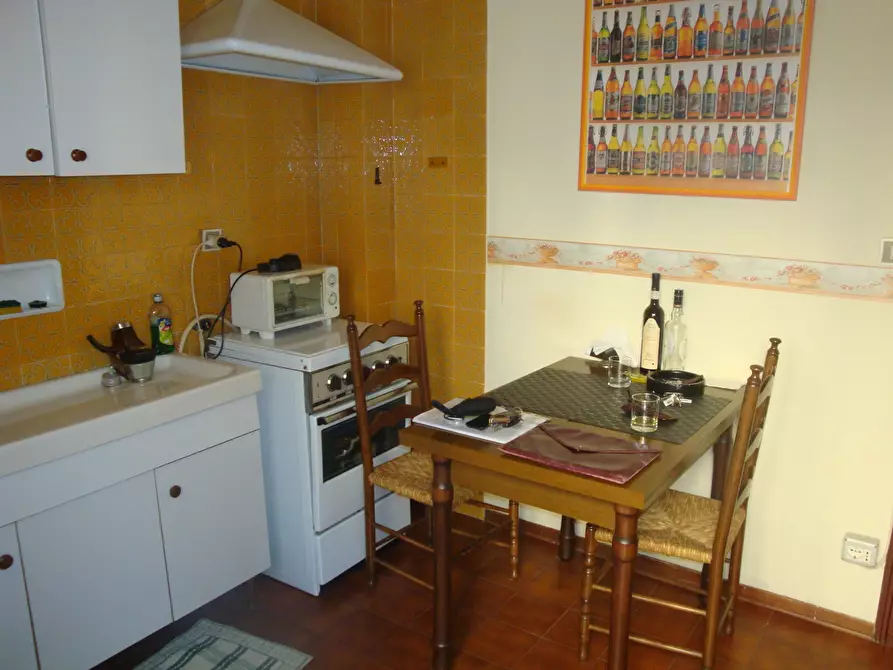 Immagine 41 di Bilocale in vendita  in Via all'Asilo Davide e Delfina Garbarino 2 a Genova