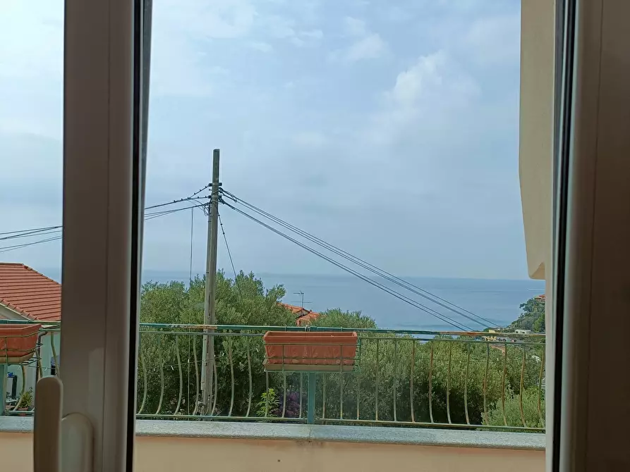 Immagine 14 di Trilocale in vendita  in Via Firenze 74 a Celle Ligure