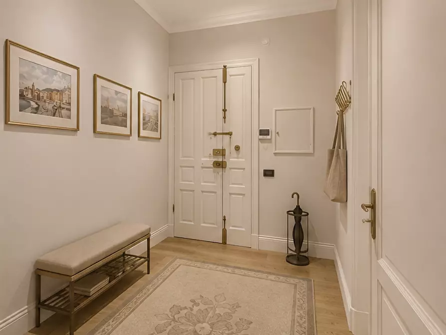 Immagine 7 di Trilocale in vendita  in Corso Magenta a Genova