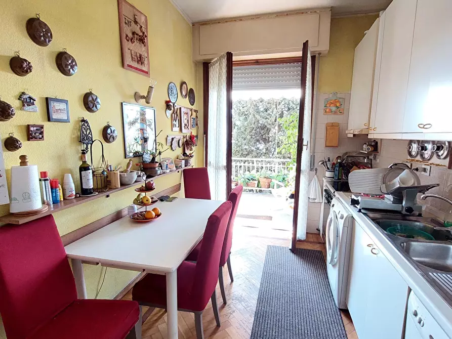 Immagine 15 di Trilocale in vendita  in Via Domenico Chiodo 25 a Genova