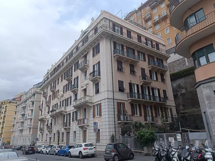 Immagine 72 di Appartamento in vendita  in Via Nizza 8 a Genova