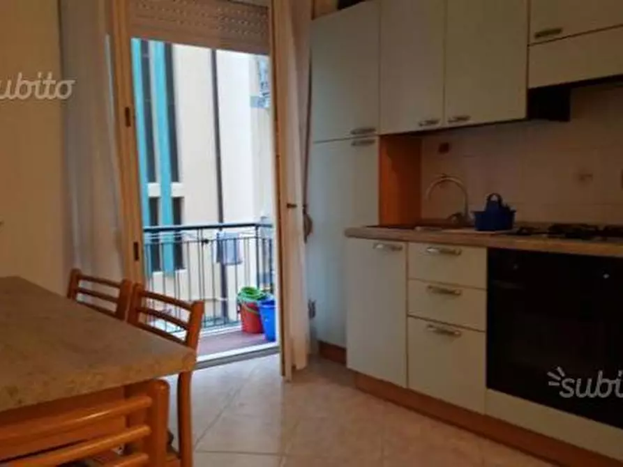 Immagine 2 di Trilocale in vendita  in Via Paolo Ferreri a Alassio
