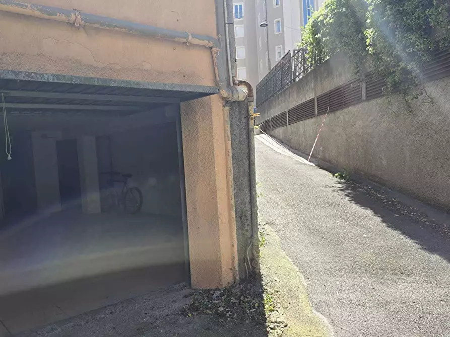 Immagine 21 di Bilocale in affitto  in Via Leonardo da Vinci 254 a Alassio