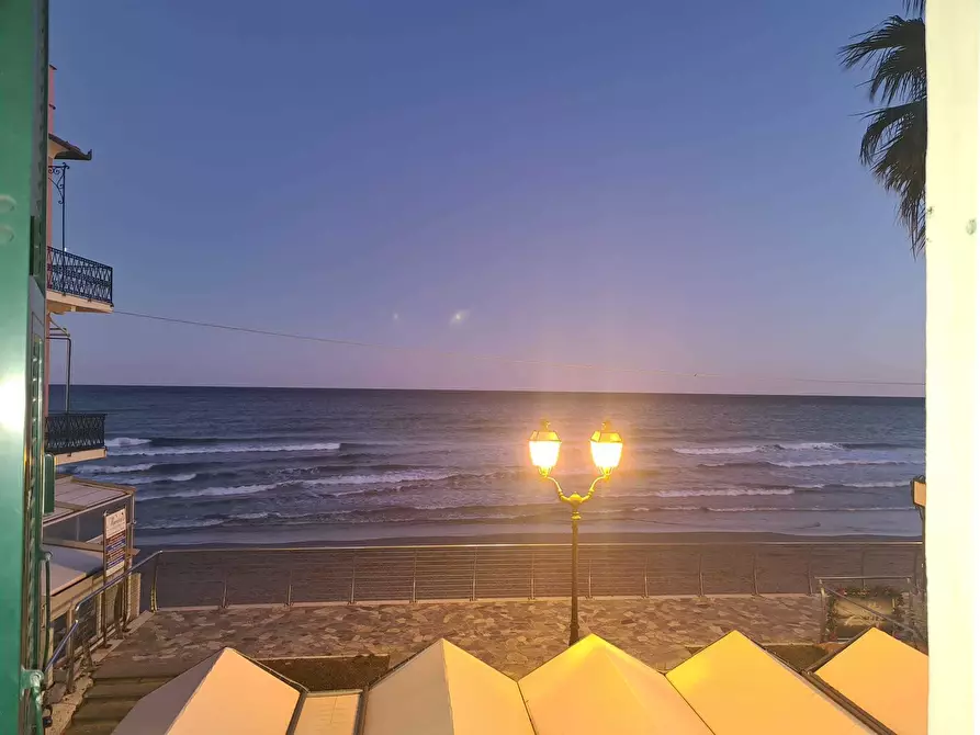 Immagine 18 di Bilocale in affitto  in Via Roma 3 a Alassio
