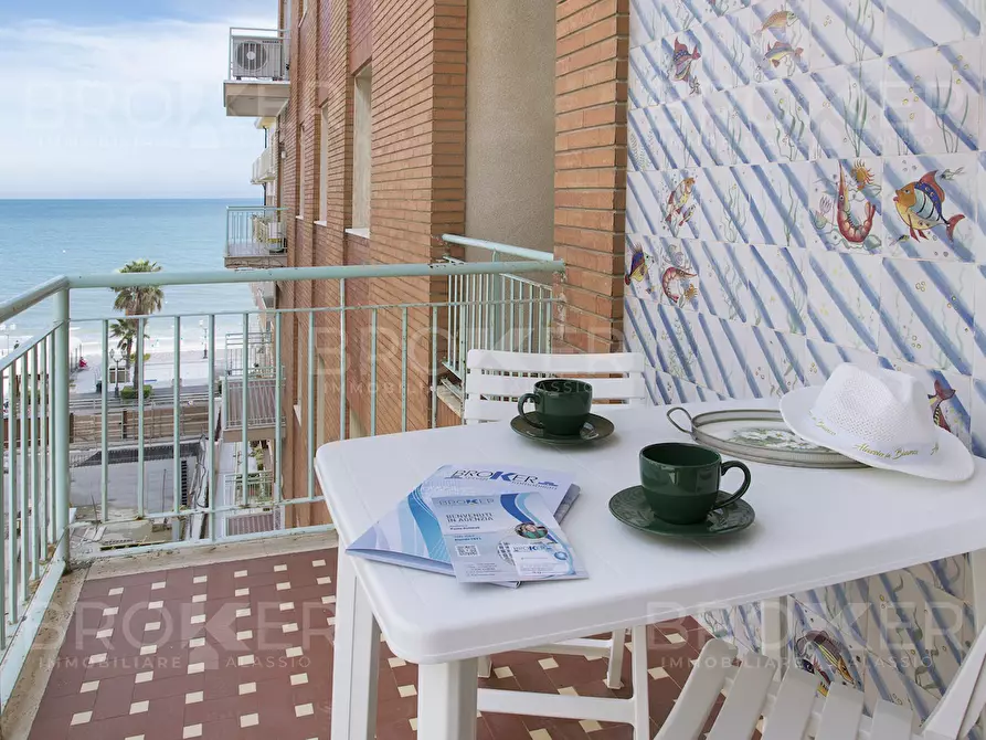 Immagine 4 di Pentalocale in vendita  in Via Don Aurelio Piccagli 12 a Alassio