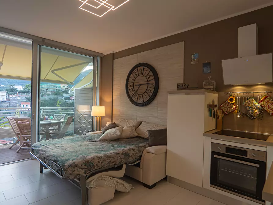 Immagine 11 di Bilocale in affitto  in VIA ADELASIA 101 a Alassio