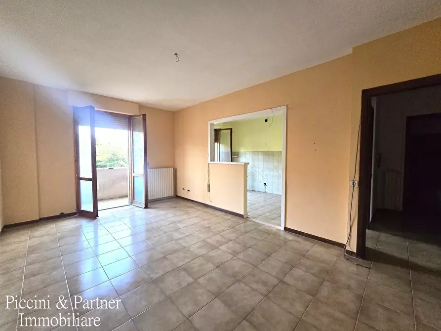 Immagine 12 di Pentalocale in vendita  in Viale Sempione a Città Di Castello