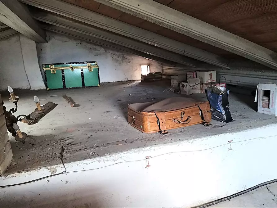 Immagine 26 di Terratetto in vendita  in Piazza San Lorenzo a Castiglione Del Lago