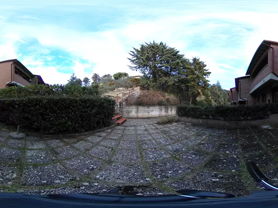 Immagine 70 di Villetta a schiera in vendita  in Via delle Querce 30 a Assisi