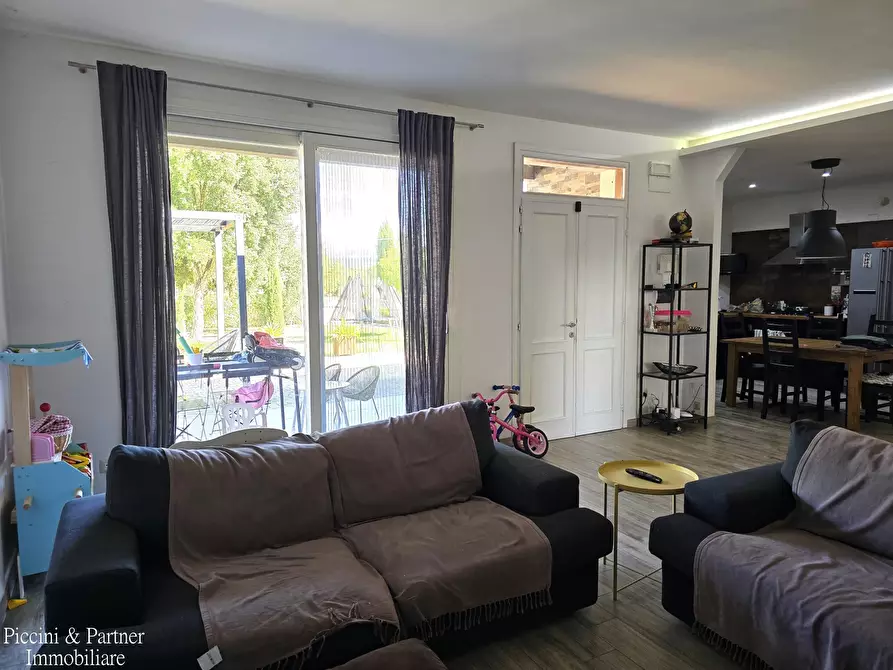 Immagine 12 di Villa in vendita  in Località Bertoni a Castiglione Del Lago