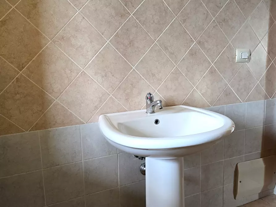 Immagine 33 di Quadrilocale in vendita  in Via Elio Vittorini 11 a Corciano