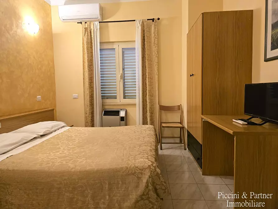 Immagine 22 di Albergo/B&B/Residence in vendita  in Via Chiesa Tonda a Trevi