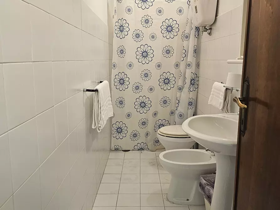 Immagine 37 di Albergo/B&B/Residence in vendita  in Via Chiesa Tonda a Trevi