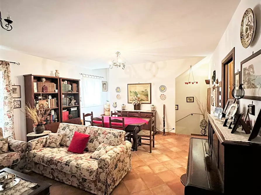 Immagine 19 di Villetta a schiera in vendita  in Via della Lavanda a Gubbio