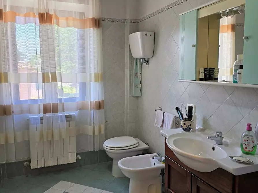 Immagine 61 di Terratetto in vendita  in Via Napoli a Castiglione Del Lago