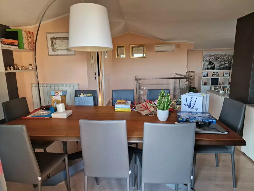 Immagine 35 di Pentalocale in vendita  in Via Madonna del Popolo a Perugia