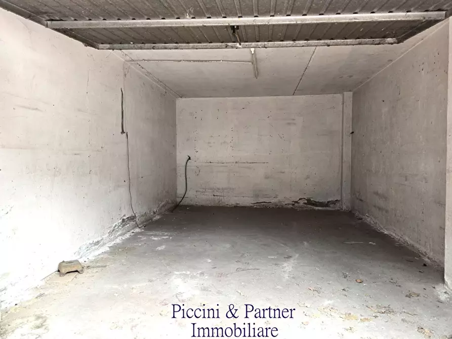 Immagine 48 di Pentalocale in vendita  in Viale Sempione a Città Di Castello