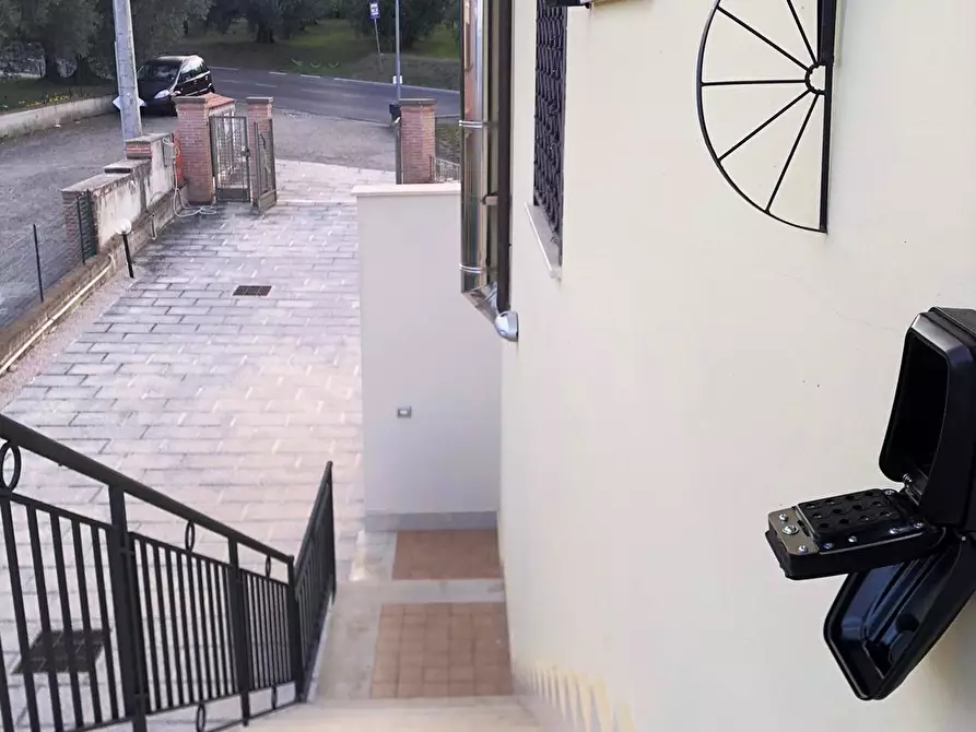 Immagine 2 di Quadrilocale in vendita  in Via Friuli a Castiglione Del Lago