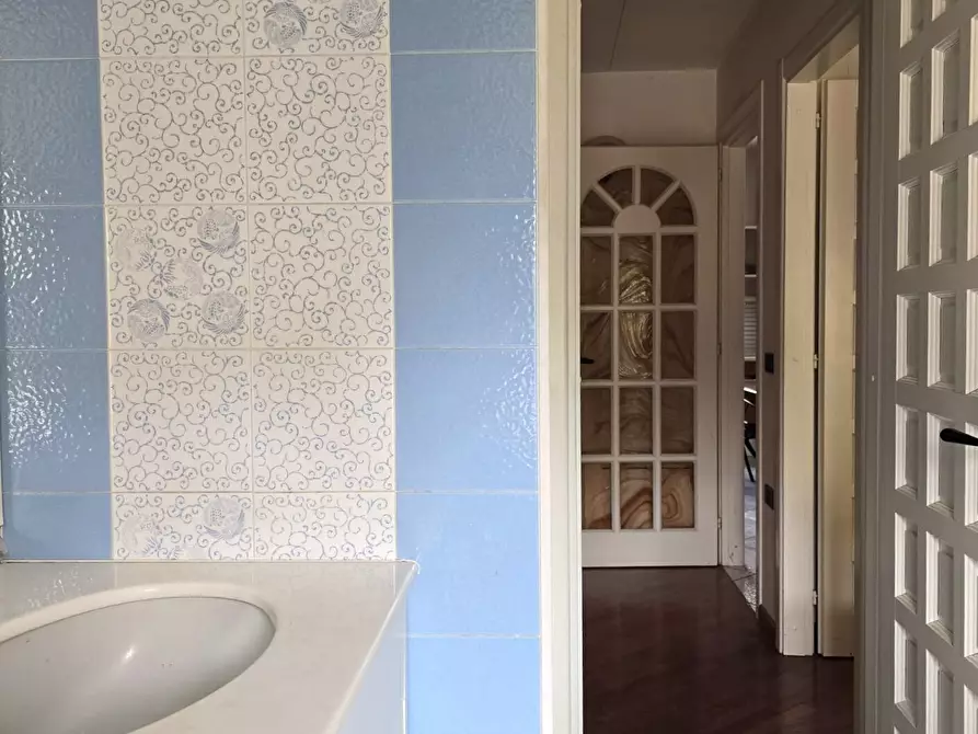 Immagine 43 di Pentalocale in vendita  in Via Maria Montessori a Tuoro Sul Trasimeno