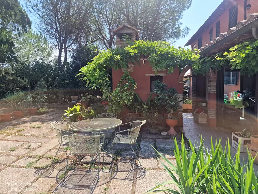 Immagine 89 di Villa in vendita  in Via Agreste a Corciano