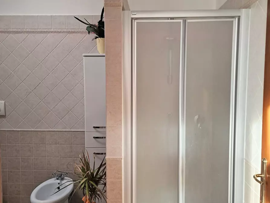 Immagine 36 di Casa bifamiliare in vendita  in Via Milano a Castiglione Del Lago