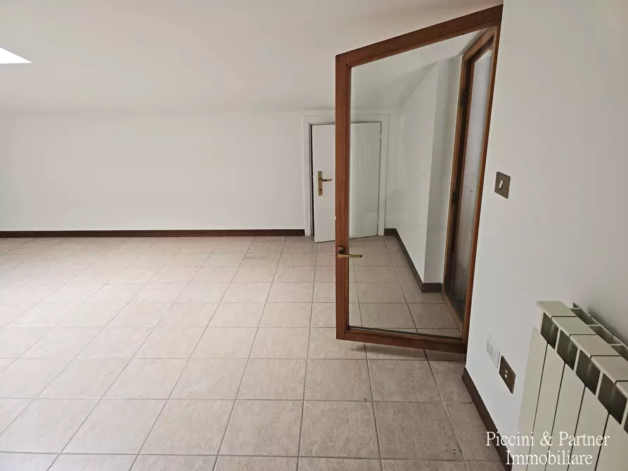 Immagine 41 di Quadrilocale in vendita  in Via dello Zucchero 24 a Perugia