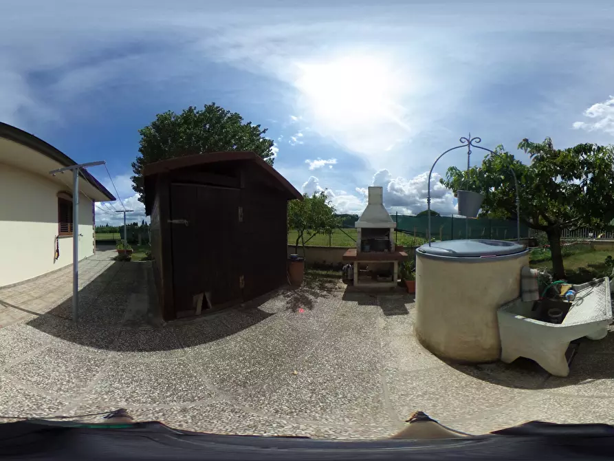 Immagine 45 di Villa in vendita  in Via Saragat 18 a Castiglione Del Lago