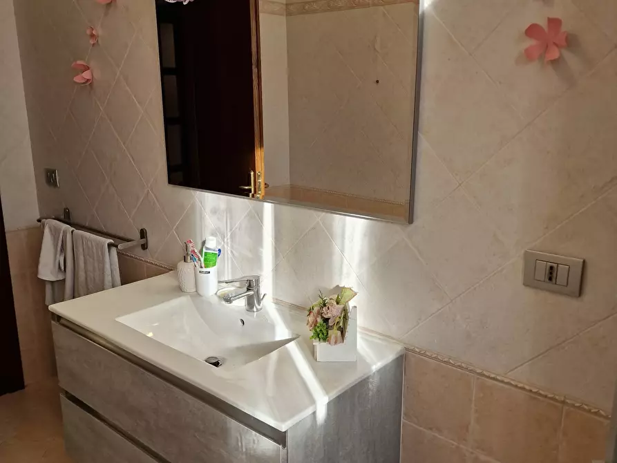 Immagine 27 di Casa bifamiliare in vendita  in Via Milano a Castiglione Del Lago