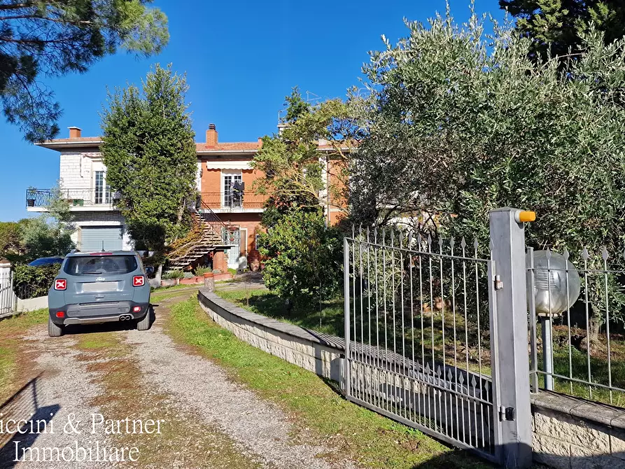 Immagine 40 di Porzione di casa in vendita  in Via Umbria 53 a Montepulciano