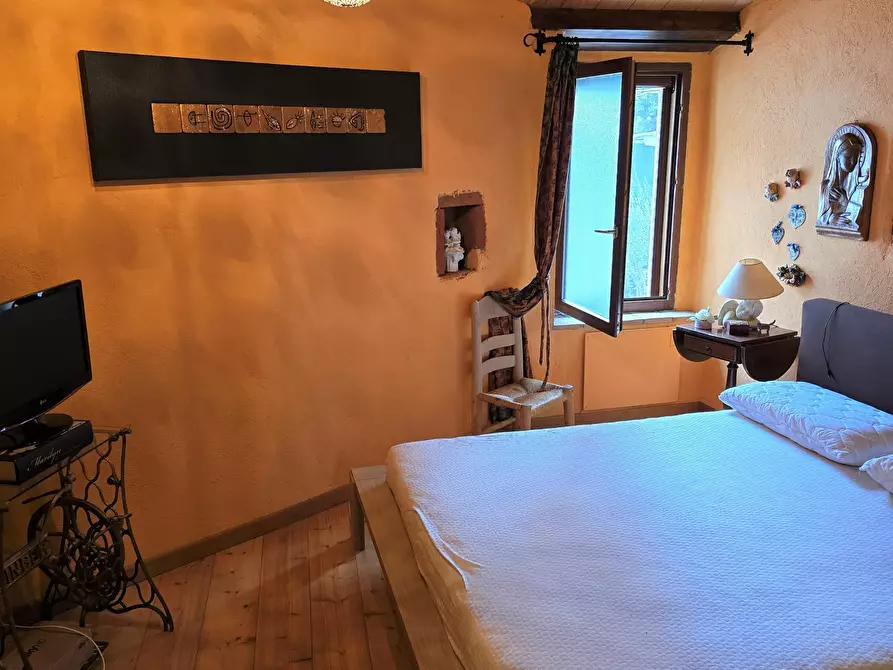 Immagine 42 di Porzione di casa in vendita  in Montalbano 40 a Città Di Castello