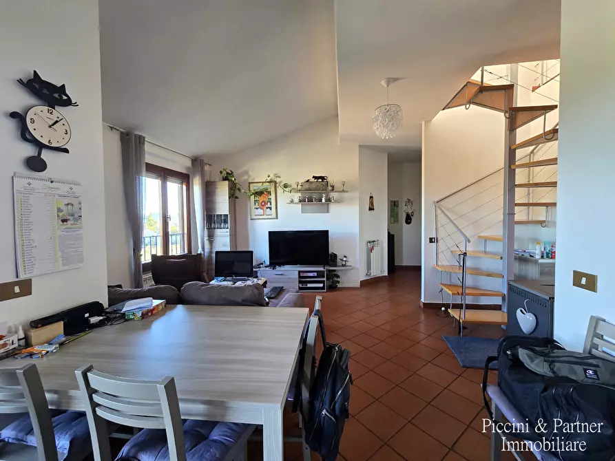 Immagine 18 di Quadrilocale in vendita  in Via Campania a Castiglione Del Lago