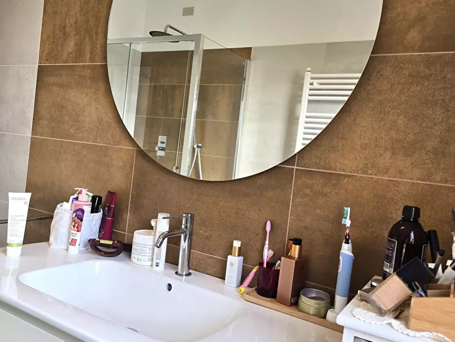 Immagine 32 di Quadrilocale in vendita  in Via Trasimeno 15 a Magione