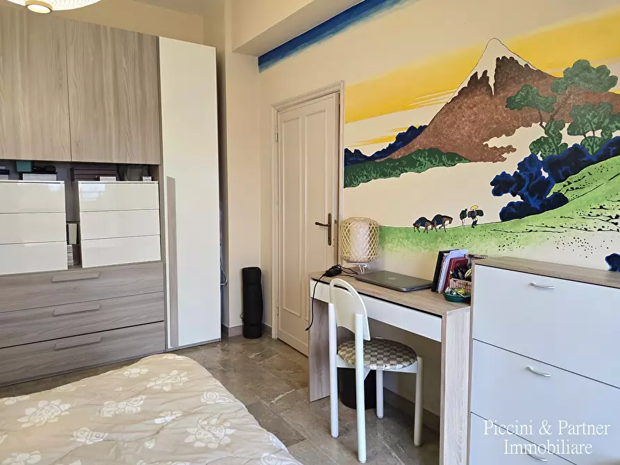 Immagine 36 di Pentalocale in vendita  in Via Frà Bevignate 14 a Perugia