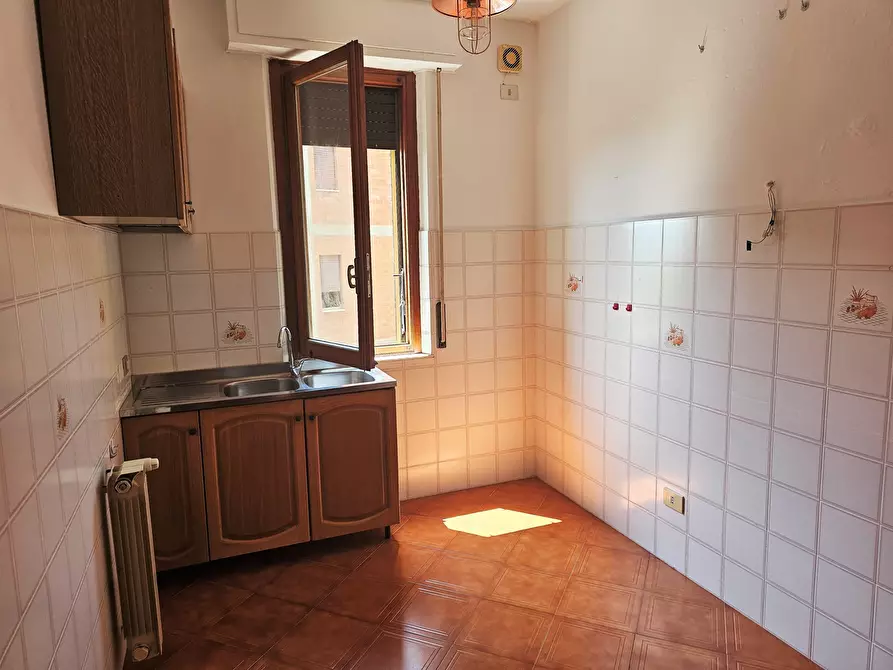 Immagine 11 di Quadrilocale in vendita  in Via Piero Gobetti 83 a Chiusi