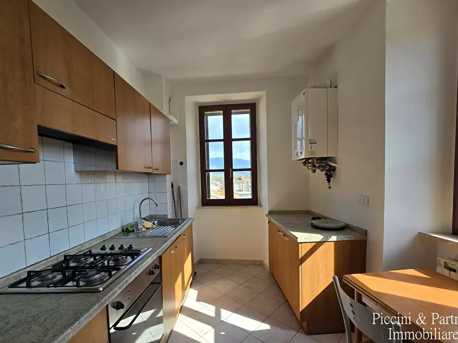 Immagine 14 di Quadrilocale in vendita  in Via Bastiola 95 a Bastia Umbra