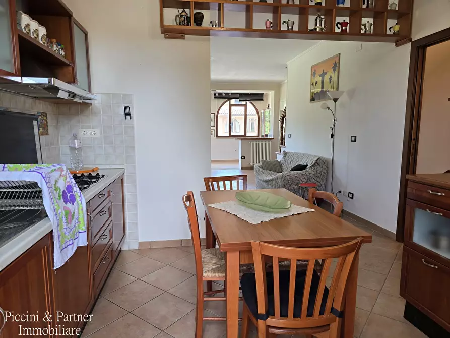 Immagine 23 di Casa bifamiliare in vendita  in Via Panicarola 17 a Castiglione Del Lago