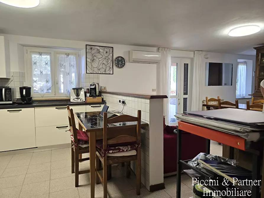 Immagine 15 di Casa indipendente in vendita  in Località Mecucciami 14 a Castiglione Del Lago