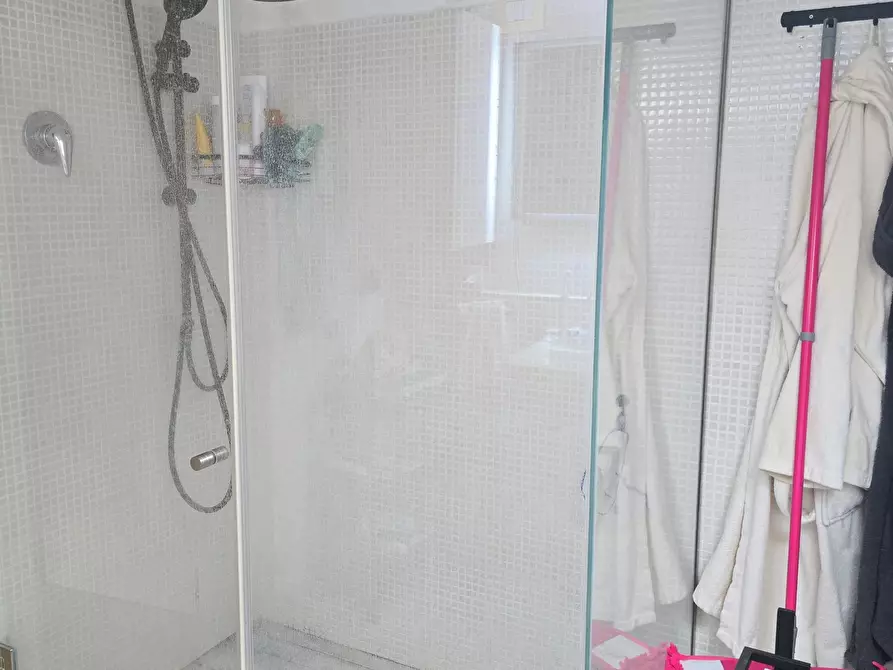 Immagine 43 di Pentalocale in vendita  in Via Ivano Fora 17 a Perugia