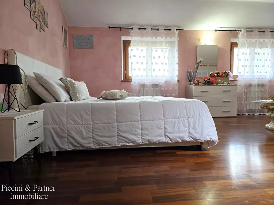 Immagine 60 di Villa in vendita  in C.a. Monsigliolo a Cortona