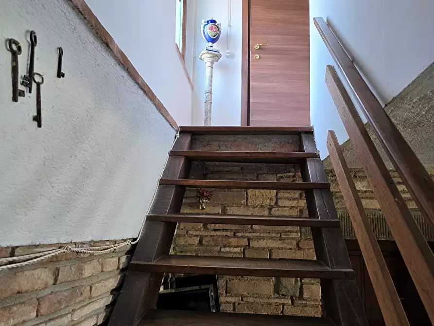 Immagine 36 di Villa in vendita  in Via IV Novembre 15 a Passignano Sul Trasimeno