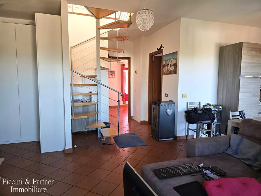 Immagine 19 di Quadrilocale in vendita  in Via Campania a Castiglione Del Lago