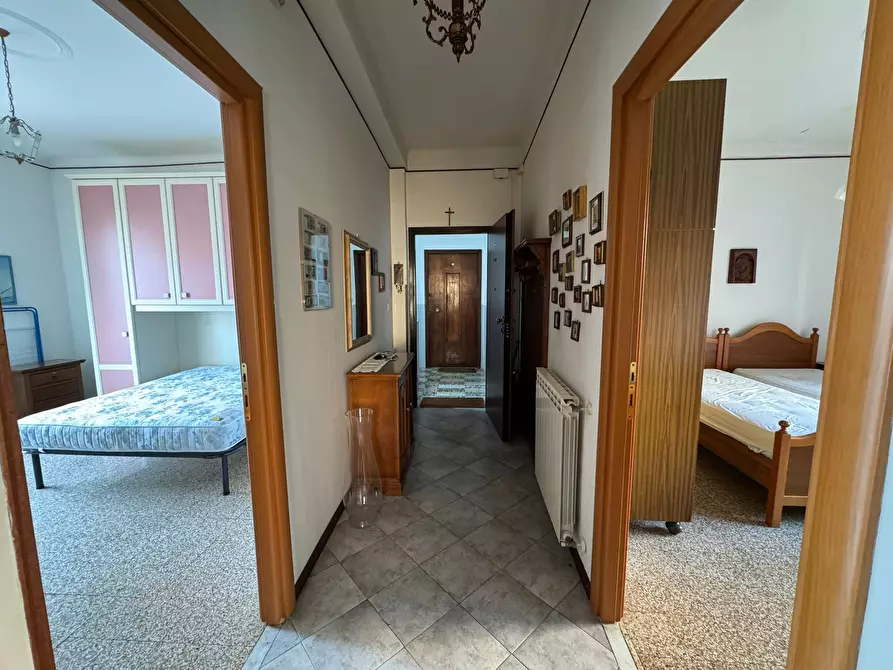 Immagine 10 di Trilocale in vendita  in Corso degli Inglesi 590 a San Remo