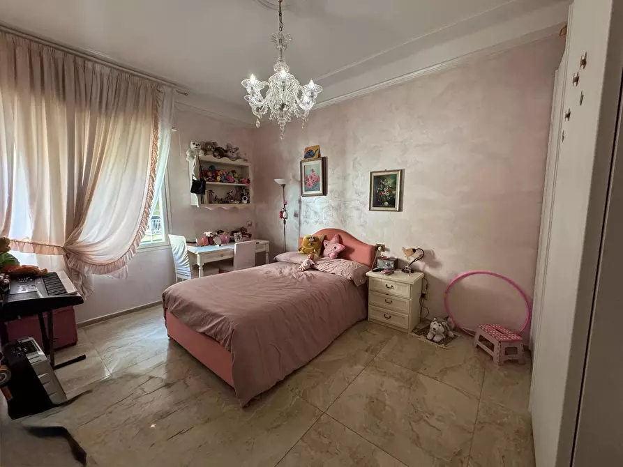 Immagine 13 di Quadrilocale in vendita  in Corso Cavallotti 209 a San Remo