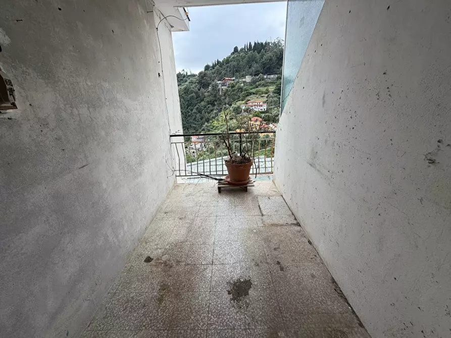 Immagine 13 di Trilocale in vendita  in Carrer San Pietro 165 a San Remo