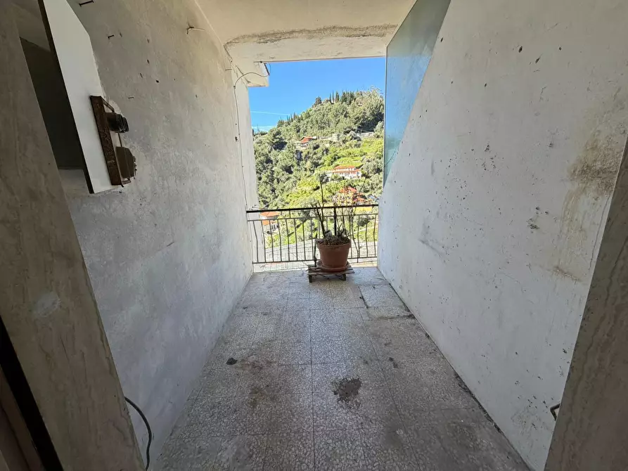 Immagine 11 di Trilocale in vendita  in Strada Carrozzabile S. Pietro 165 a San Remo