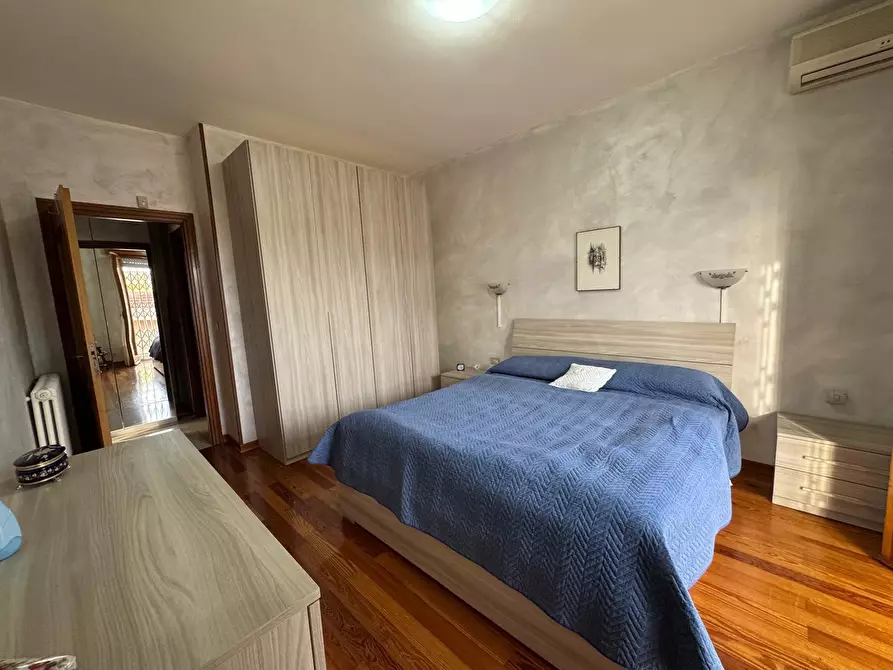 Immagine 11 di Attico in vendita  in via aurelia a Bordighera