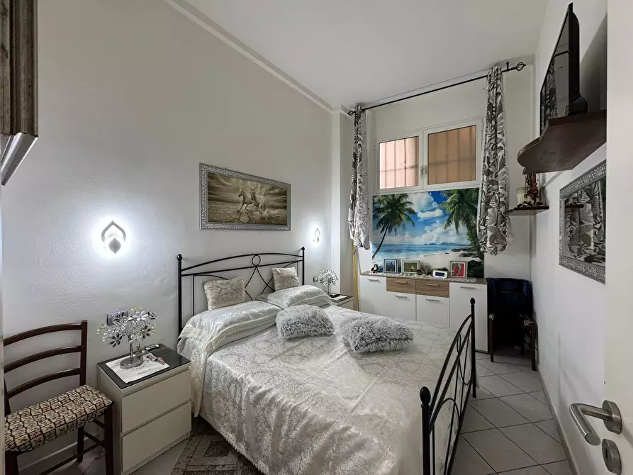 Immagine 10 di Trilocale in vendita  in Via Zeffiro Massa 91 a San Remo