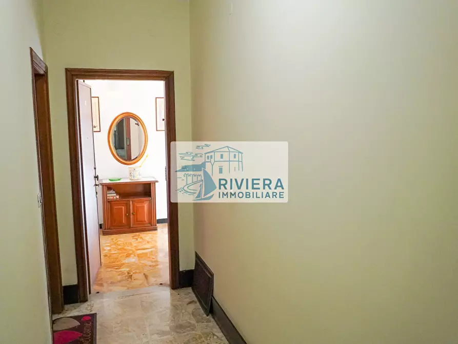 Immagine 10 di Trilocale in vendita  in Via Aurelia Ponente 86 a Santo Stefano Al Mare