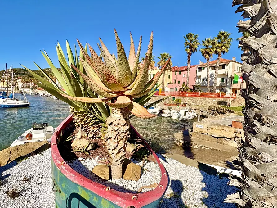 Immagine 39 di Monolocale in vendita  in Via Allavena a Riva Ligure