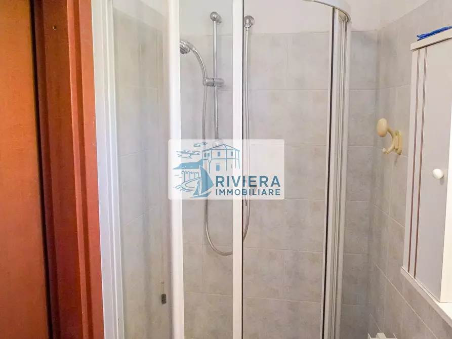 Immagine 53 di Appartamento in vendita  in Corso Villaregia a Riva Ligure